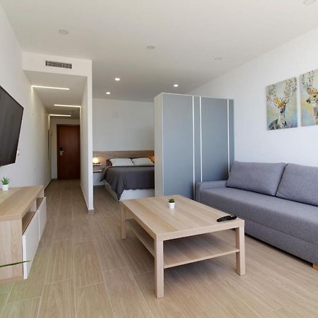 Apartamento Las Palmeras Lägenhet Fuengirola Exteriör bild